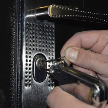 Вскрытие китайской двери
